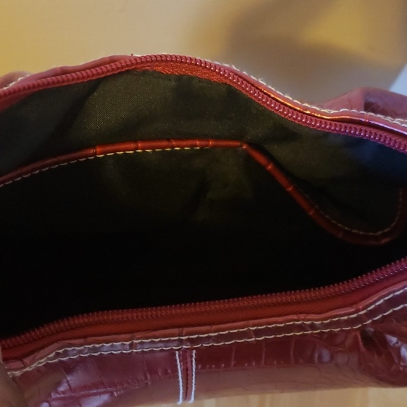 Handbag - Picture 6 of 8